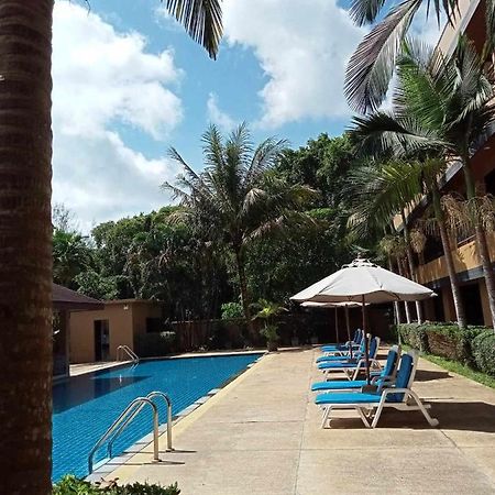 Naiyang Beach Hotel Sha Plus Phuket Exterior foto